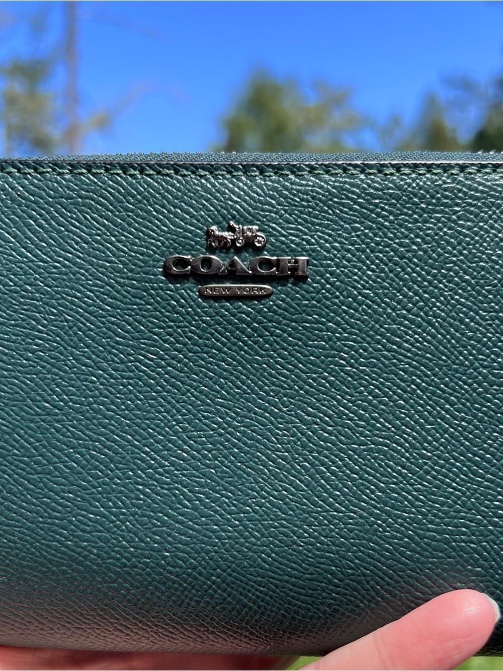COACH CROSSGRAIN LEATHER WALLET ACCORDION ZIP GUNMETAL/HUNTER GREEN - Picture 8 of 9